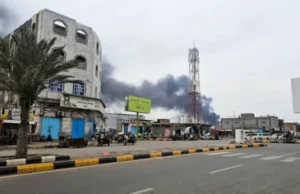 Xuutiyiinta ayaa gantaallo ku weeraray magaalada Mukha ee Yeman