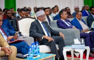 Sawiro;-Hoggaamiyaha Dowladda koonfur galbeed oo Saxiixay qorshaha Isbeddelka 2026–2031
