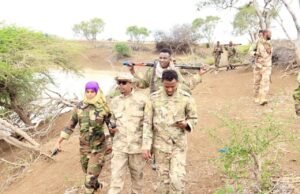 Sawiro;-Ciidanka Booliska birmadka Koonfur galbeed oo Howlgallo amni ka sameeyey Deegaanno hoos yimaada Baydhabo
