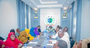 Sawiro;-Guddoomiyaha Baydhabo oo Shir Ka Yeeshay Diyaar-garowga Fatahaadaha Al-Niño