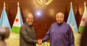 Madaxweyne Xasan Sheekh oo gaarey dalka Jabuuti