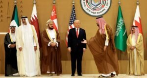 Madaxda Khaliijka oo Trump ku cadaadinaya in uu aqbalo heshiiska lagu soo afjarayo colaadda Bariga Dhexe