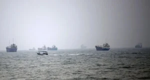 Iiraan oo beenisay in Maraykanka uu si buuxda gacanta ugu dhigay Maamulka Marinka Hormuz
