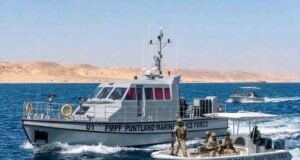 Maamulka Puntland oo weeraray Burcad Badeed afduub ku haysatay Markab