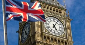 Dowladda UK oo ku dhawaaqday in qaabilayso qaxoonti Cusub.