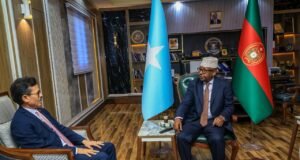 Wasiirka Gaashaandhigga Soomaaliya oo Qaabilay Danjiraha Aljeeriya