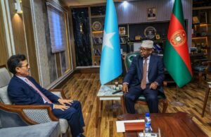 Wasiirka Gaashaandhigga Soomaaliya oo Qaabilay Danjiraha Aljeeriya