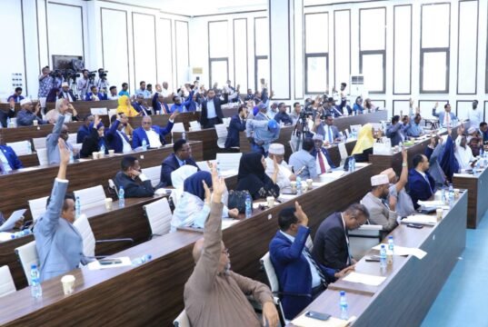 Golaha Shacabka oo Ansixiyay Hindise-Sharciyeedka Iskaashiga Garsoorka Caalamiga ah