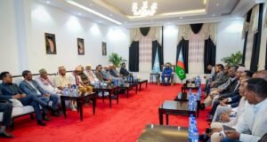 Sawiro;-Hoggaamiyaha Koonfur Galbeed oo Baydhabo ku Qaabilay Maxamed Mursal