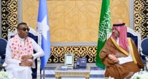 RW Xamsa oo gaaray Jeddah iyo Sacuudiga oo garab istaag u muujiyay Soomaaliya.