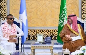 RW Xamsa oo gaaray Jeddah iyo Sacuudiga oo garab istaag u muujiyay Soomaaliya.