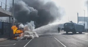 Soomaalida & Ajaanibta kale ee ku nool Koofur Afrika oo ka walaacsan Rabshadaha kusii kordhaya Dalkaas