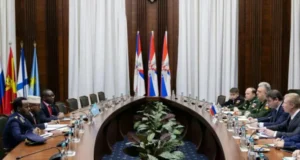 Wasiirka Gaashaandhigga Soomaaliya oo Moscow kula Kulmay Dhiggiisa Ruushka.