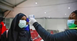Soomaaliya oo karantiishay muwaadin la safray qof u geeriyooday Cudurka Ebola.