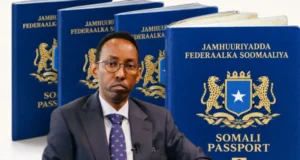 Baasaboorka cusub Soomaaliya muxuu kaga duwan yahay kuwii hore.?