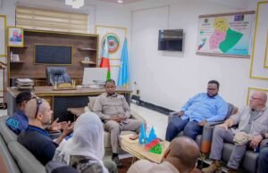 Wasiirka Amniga Koonfur Galbeed oo Baydhabo kula kulmay Madaxa UNDSS Soomaaliya