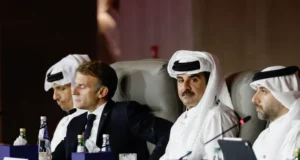 Qatar iyo Faransiiska oo ku baaqay in la furo marin-biyoodka Hormus